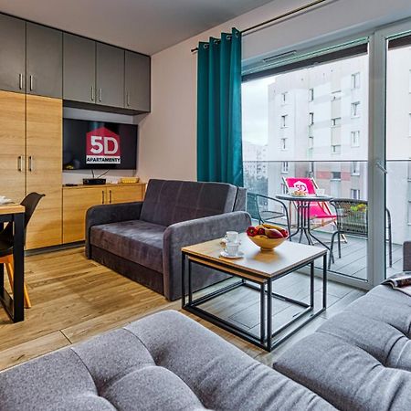 5D Apartamenty Fredry 2/47 科沃布热格 外观 照片