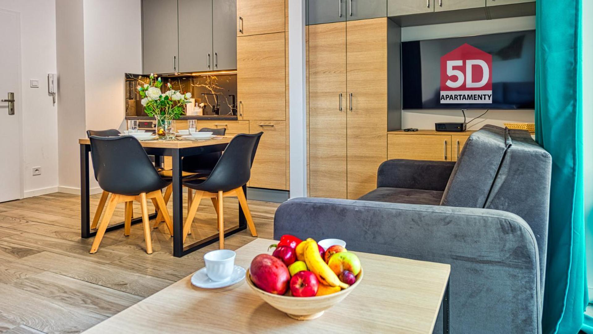5D Apartamenty Fredry 2/47 科沃布热格 外观 照片